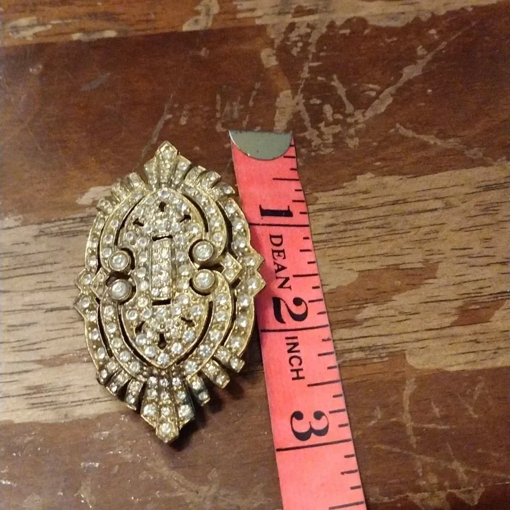 Vintage art deco rhinestone broach